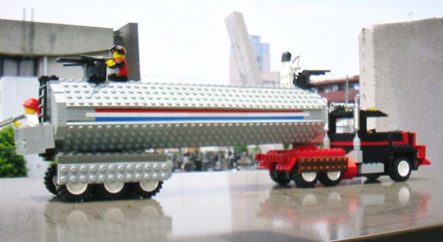 lego_tanker_fin_3.jpg