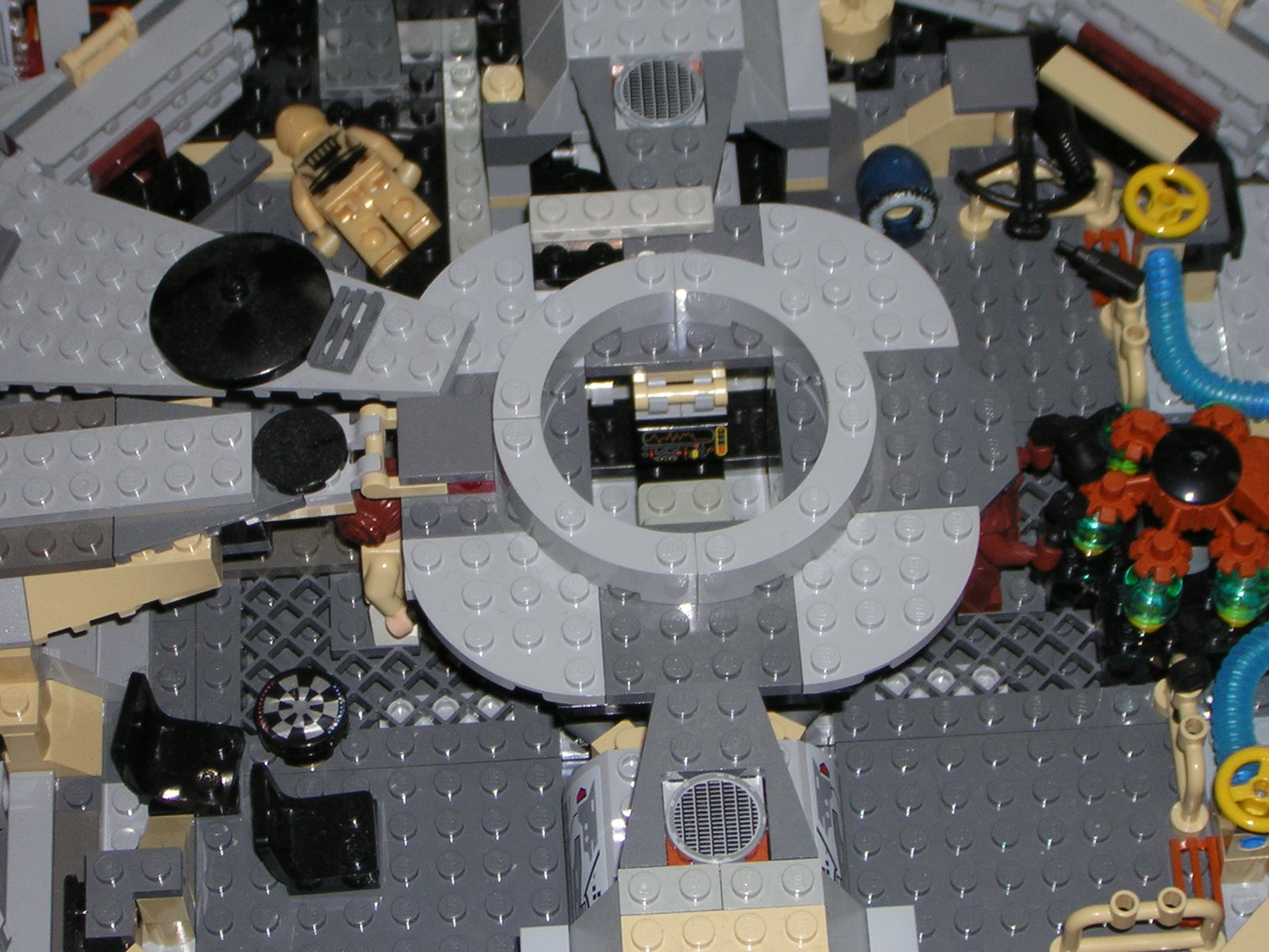 interior_of_gun_turret_hatch.jpg