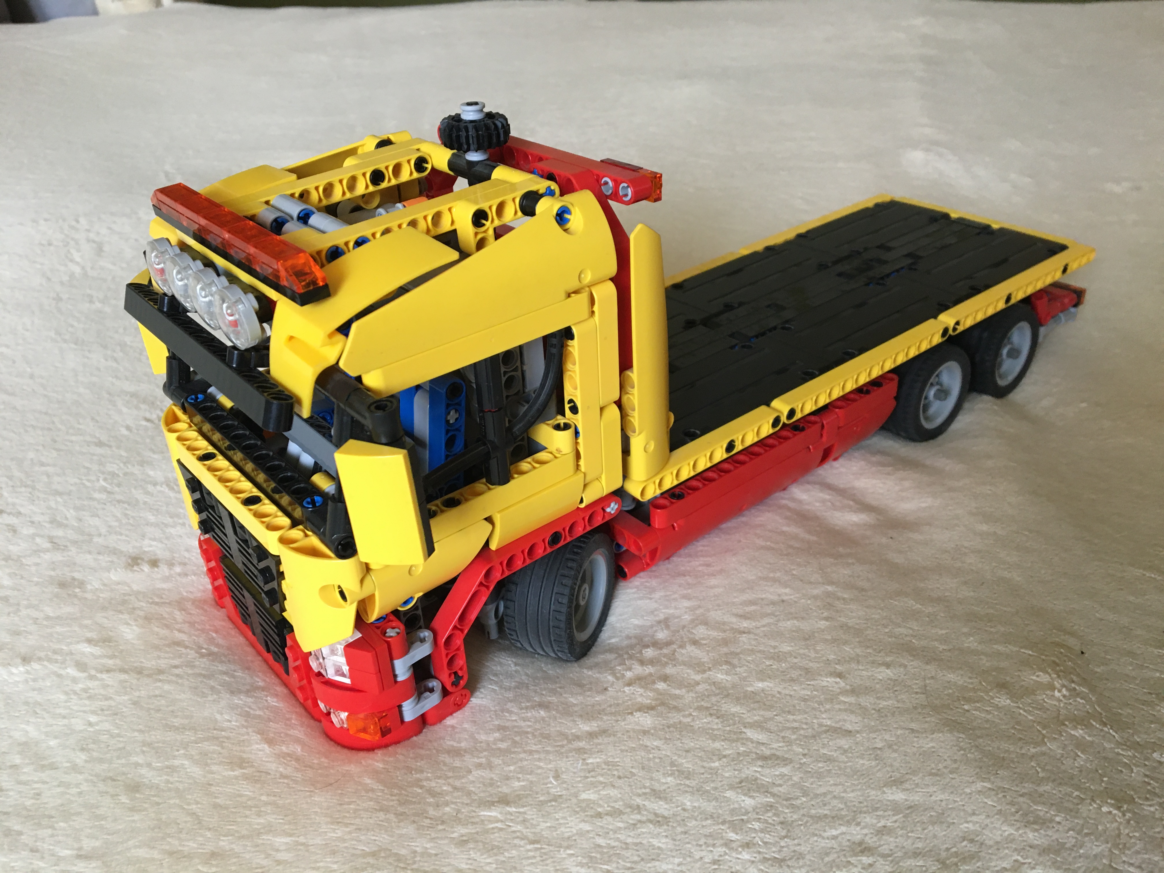 8109_1.jpg
