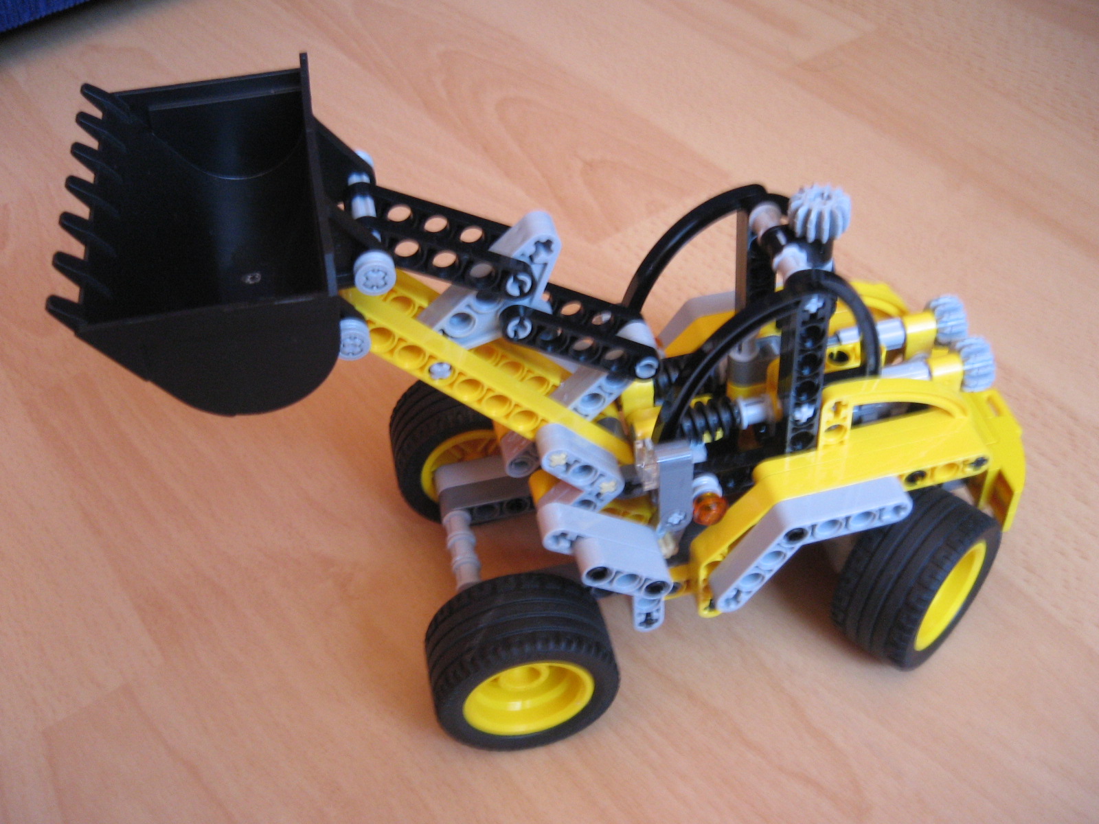 wheel_loader_8271_2.jpg