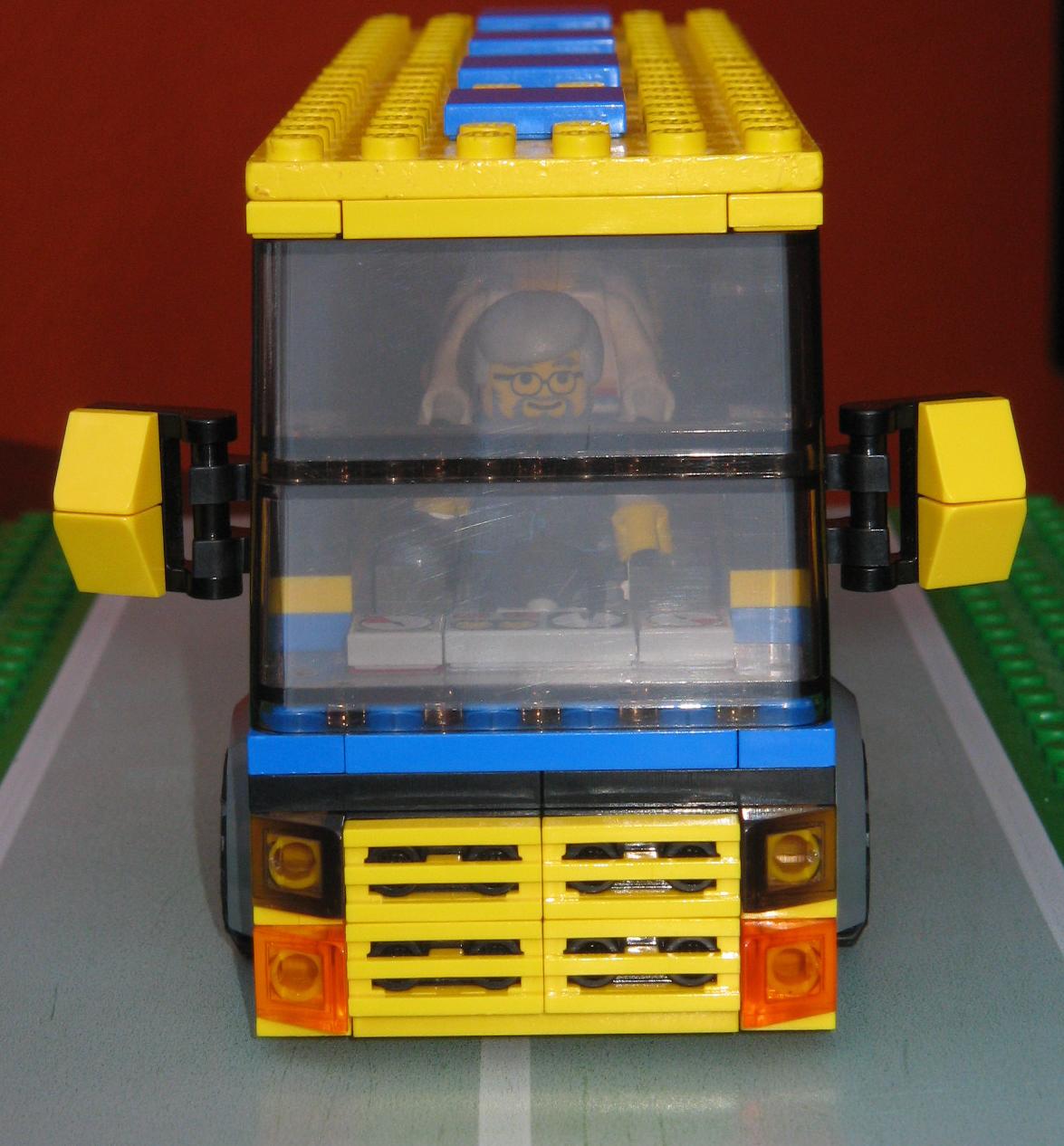 bus_front.jpg