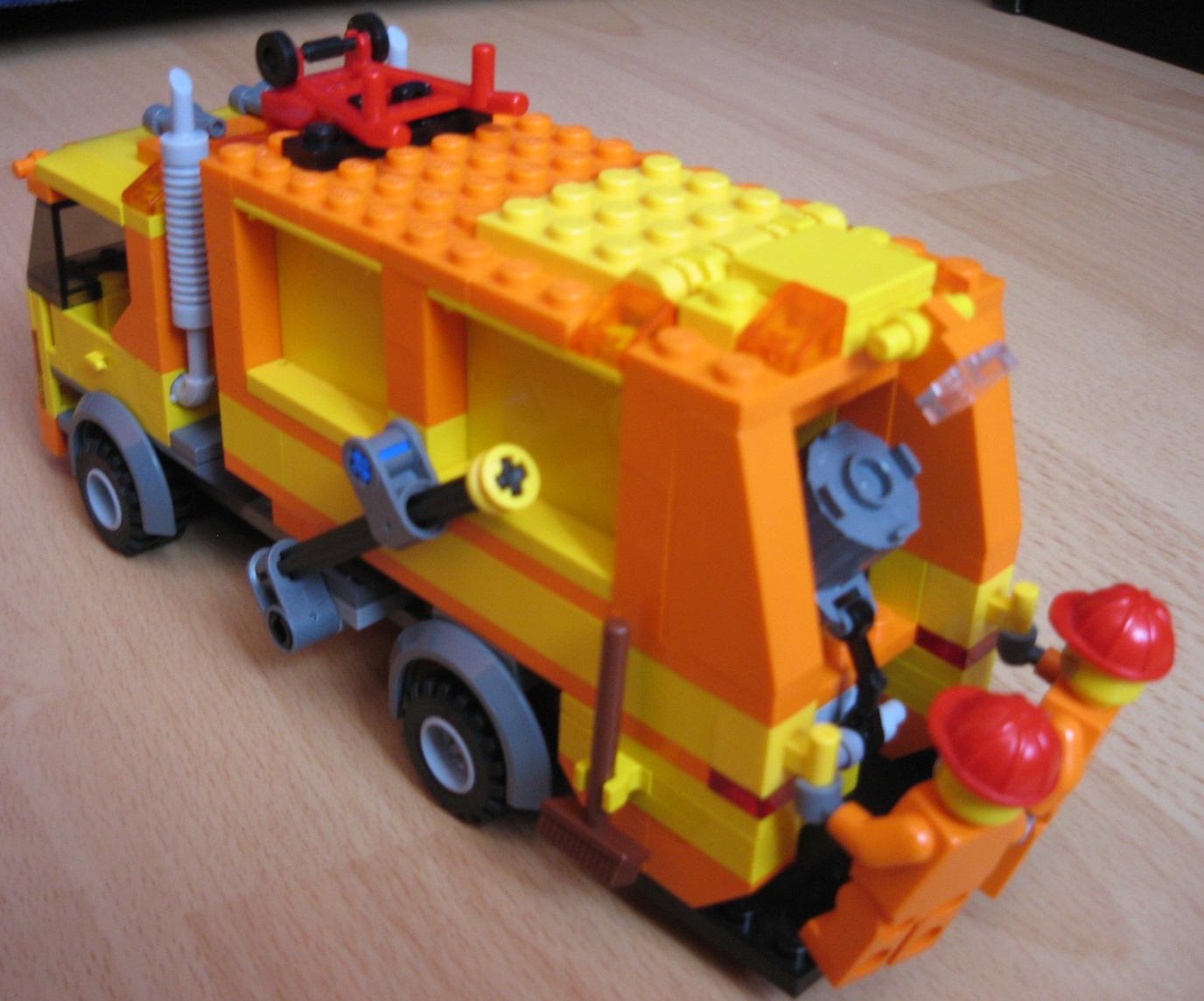garbage_truck_2.jpg