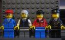 7893_minifigs.jpg