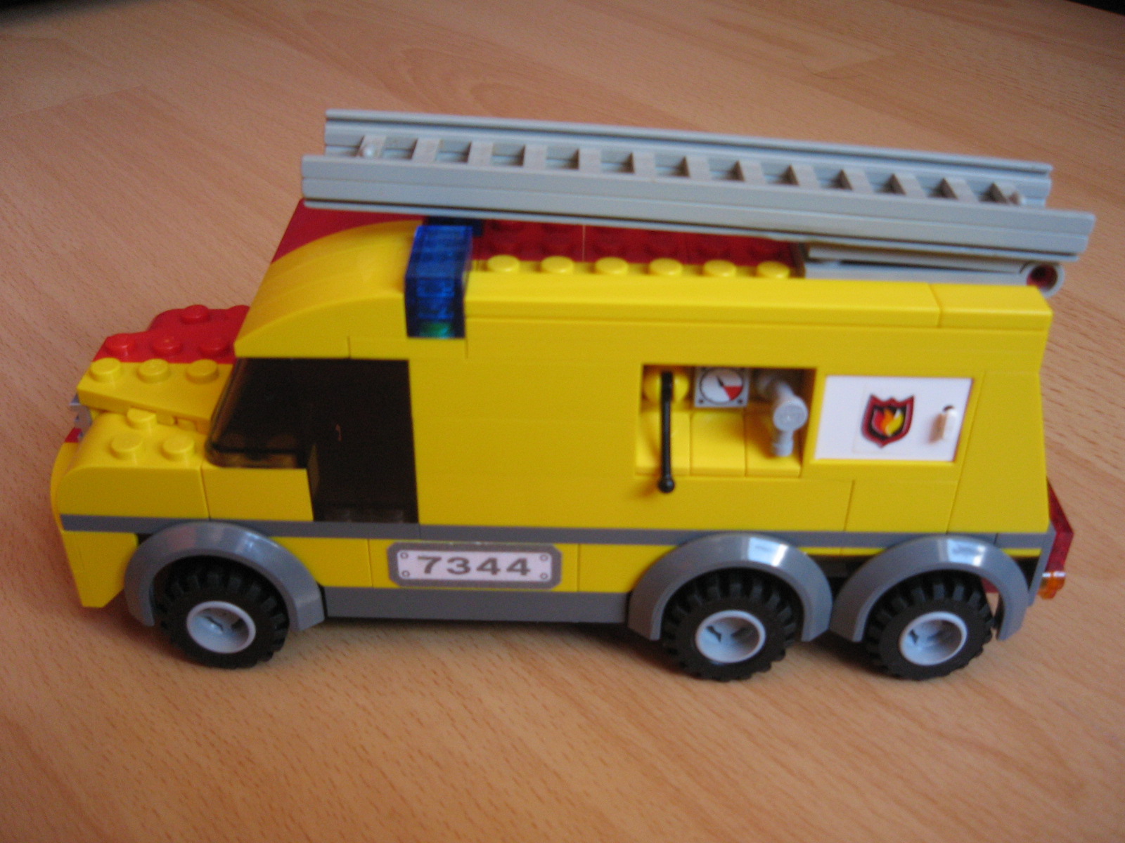 yellow-red_firetruck_2.jpg