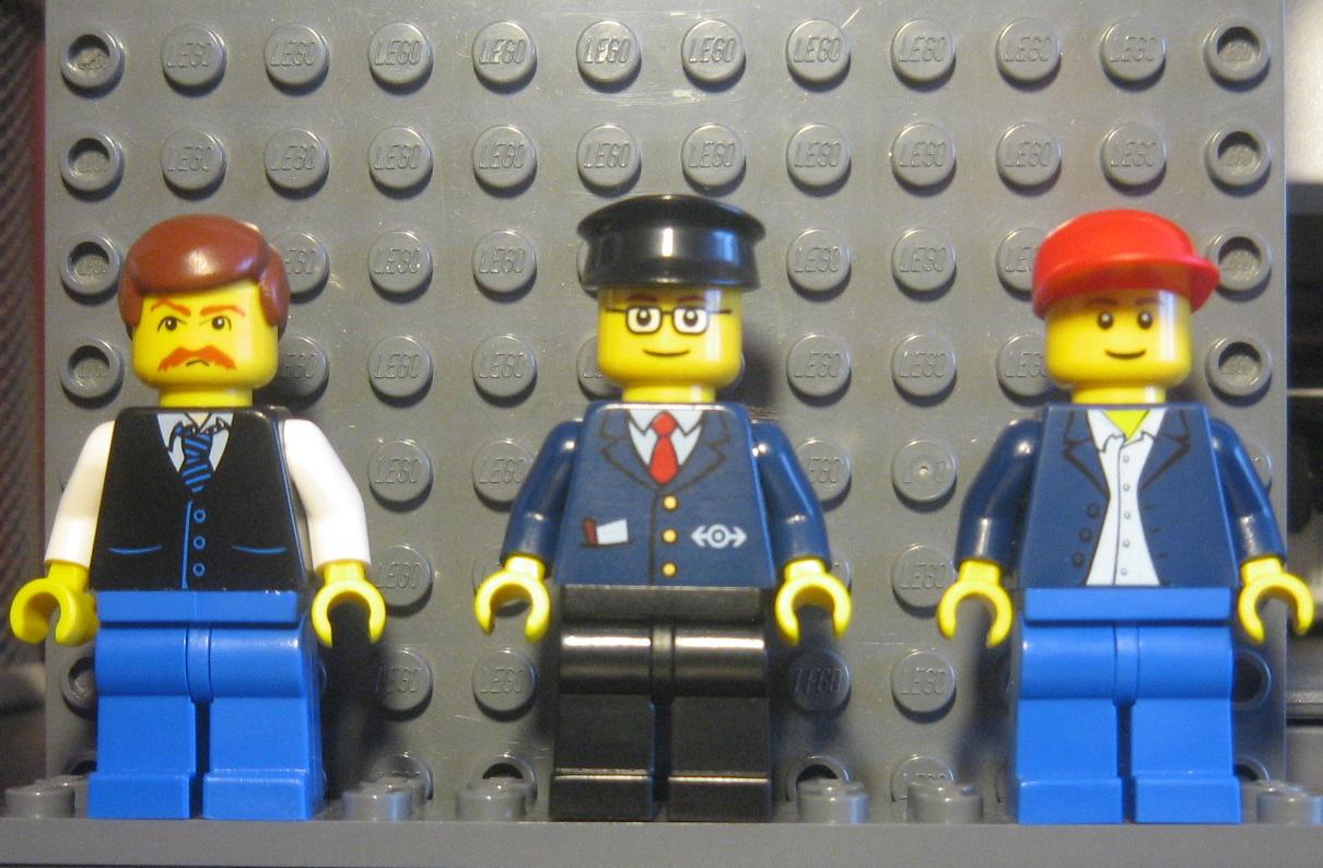 7897_minifigs.jpg