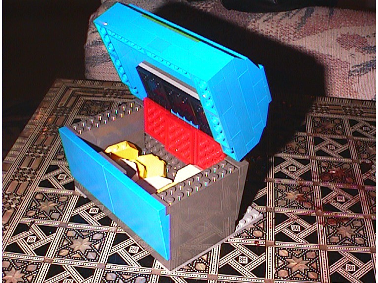 treasurechest02.jpg
