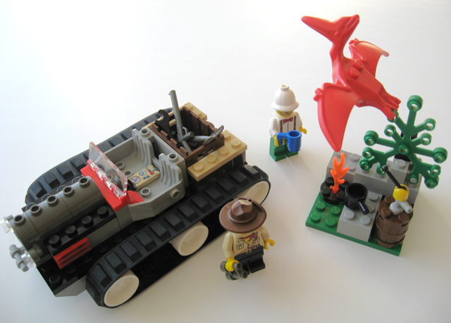 lego_dino_explorer_pics_008resized.jpg