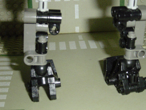 moc1-legs_back1.gif
