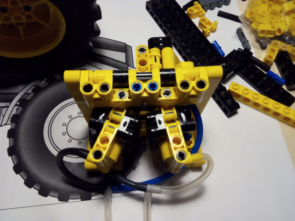 backhoe_turn.jpg