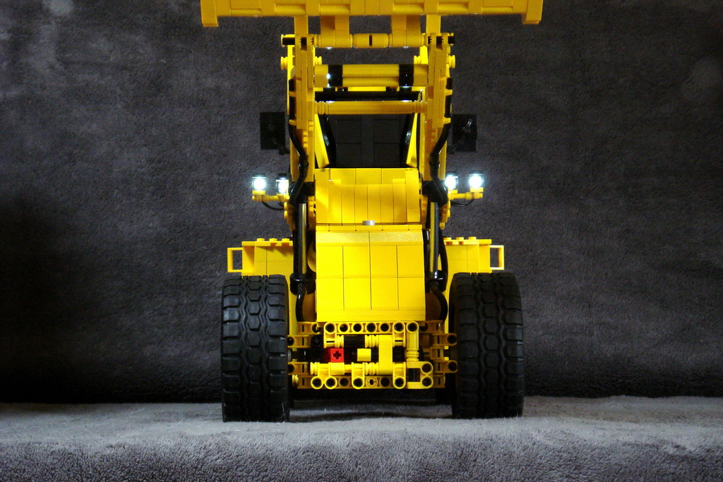 l_34_front2_r.jpg
