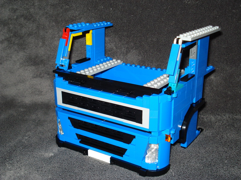 volvo_front_real5.jpg