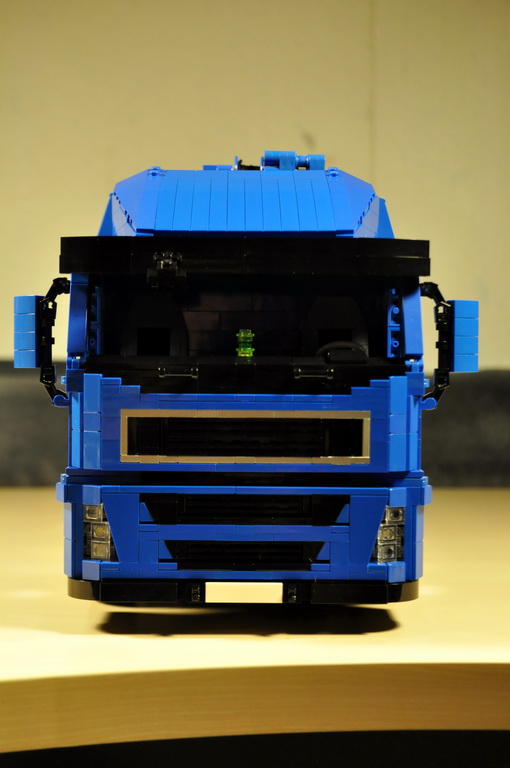 volvo_fm340_004_resize.jpg
