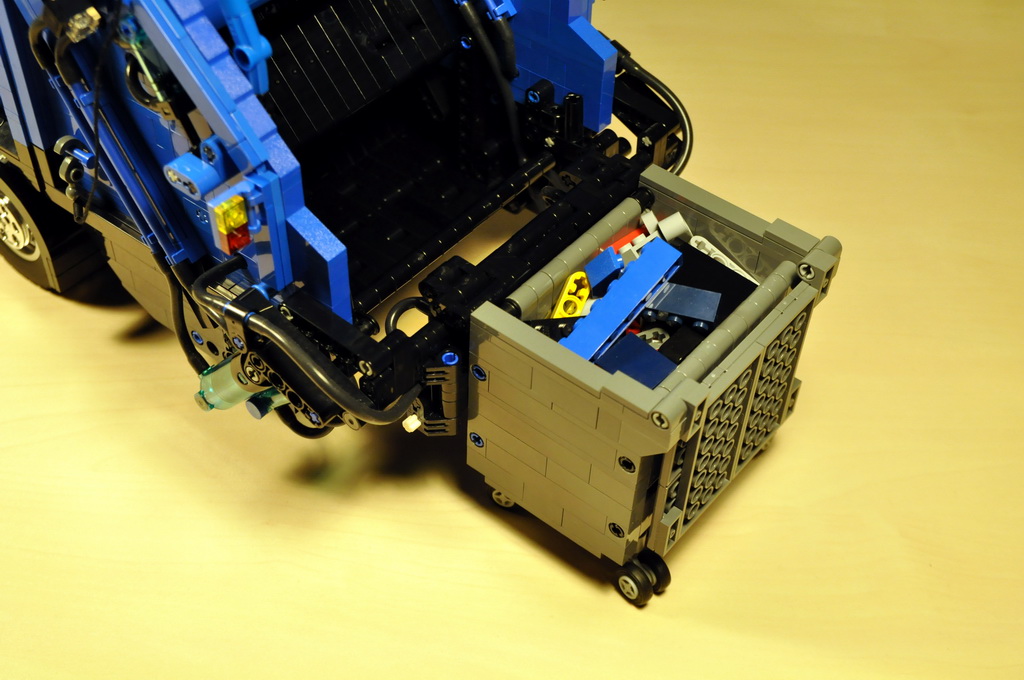 volvo_fm340_008_resize.jpg