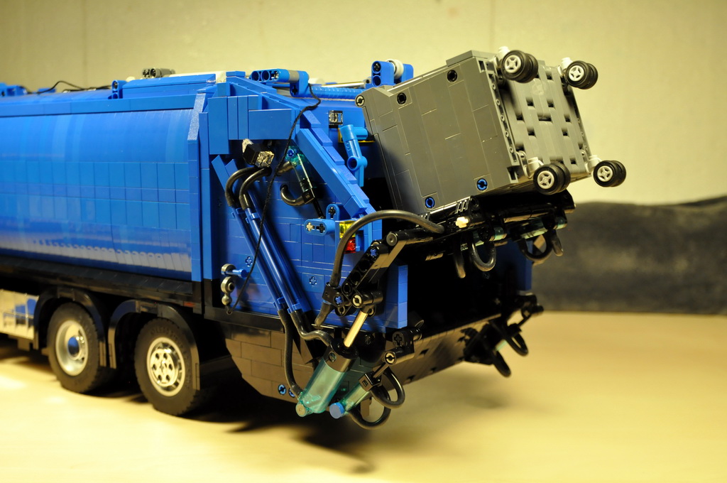 volvo_fm340_009_resize.jpg