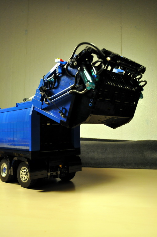 volvo_fm340_010_resize.jpg
