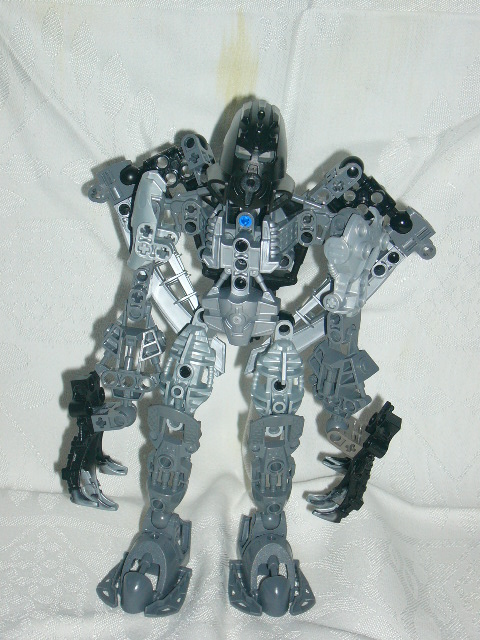 makuta_opposite2.jpg