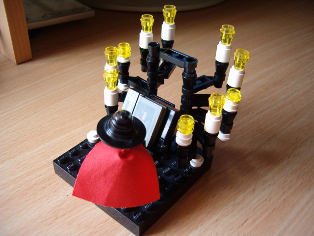 book-candlestick_vig_002.jpg