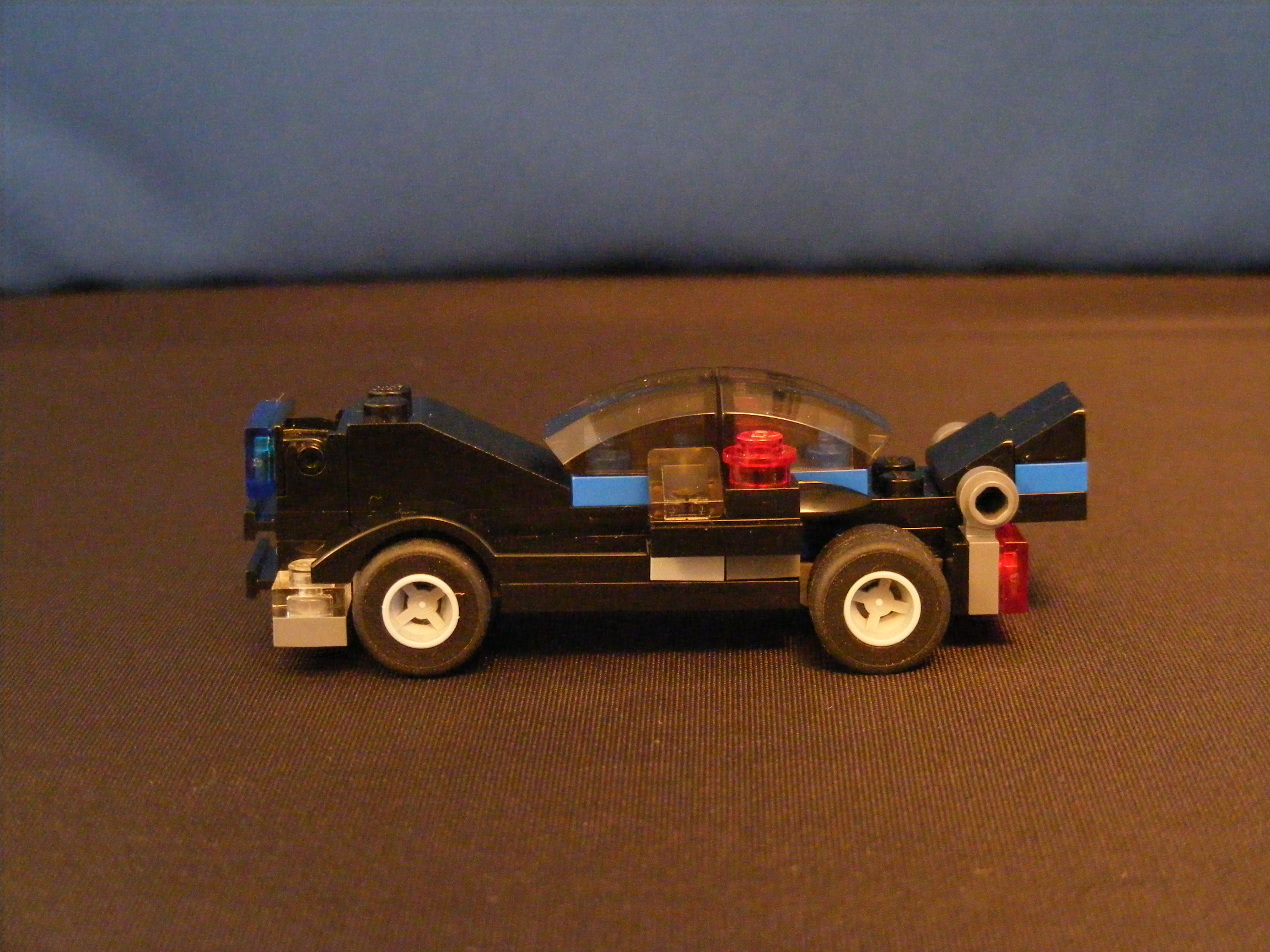 mini_batmobile_001.jpg
