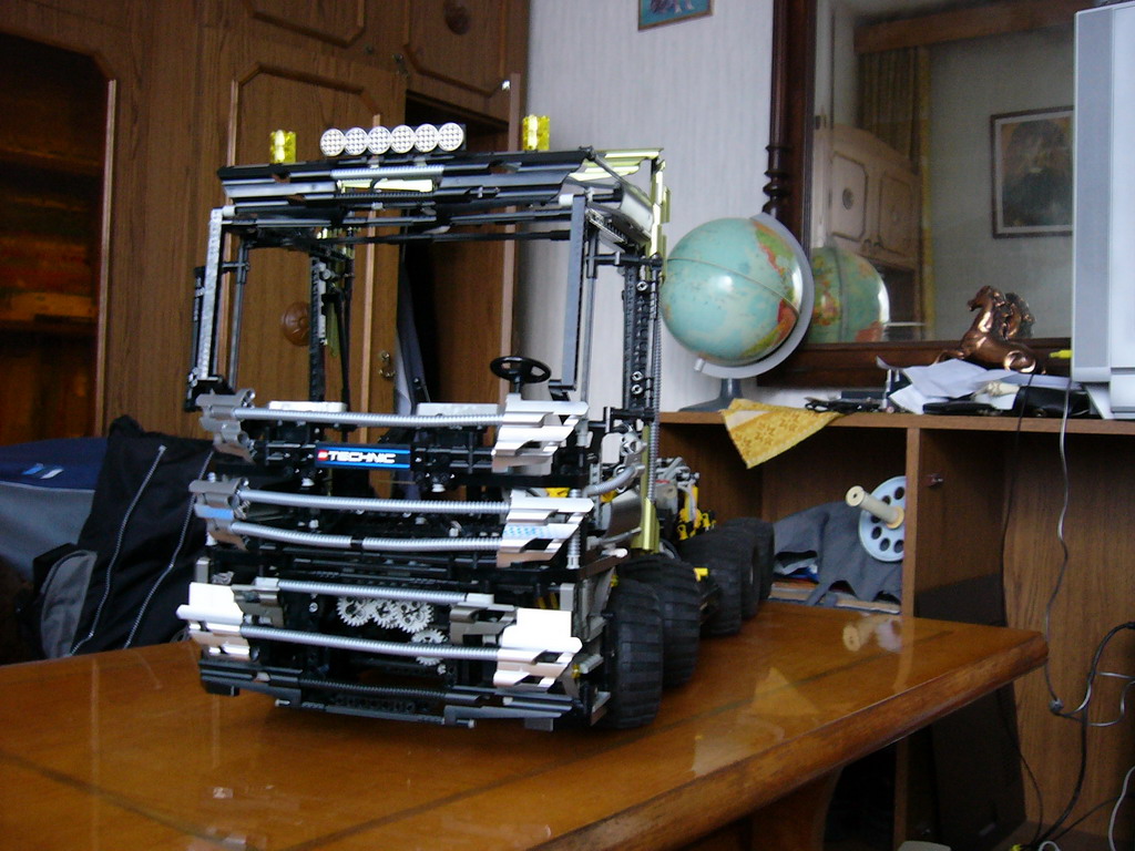 10x6x8_towtruck_025.jpg