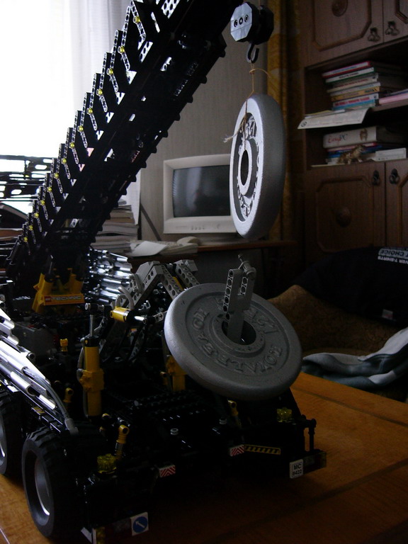 10x6x8_towtruck_039.jpg