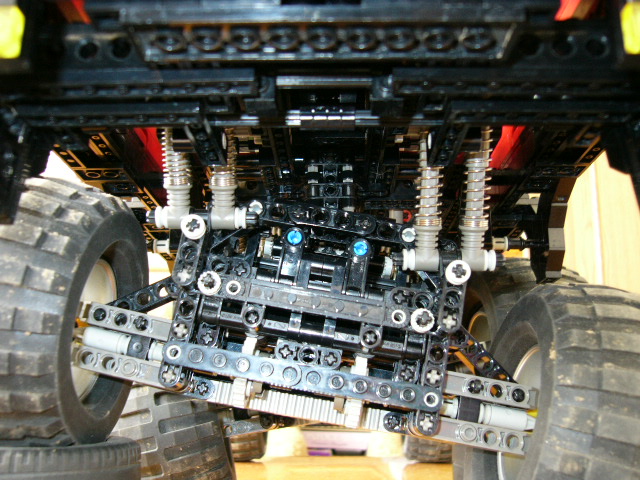 6x6tatra_susp_03.jpg