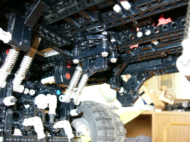 6x6tatra_susp_07.jpg