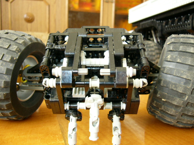 6x6tatra_susp_09.jpg