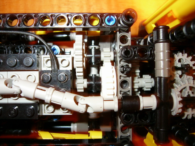 thesmallest4x4truck_06.jpg