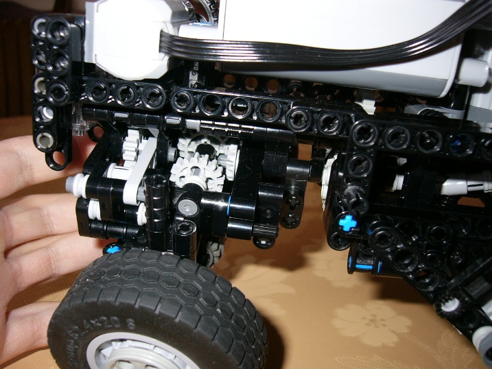 volvo09.jpg