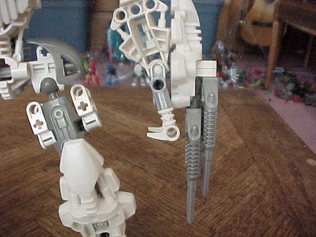 warhaka-weaponleft.jpg