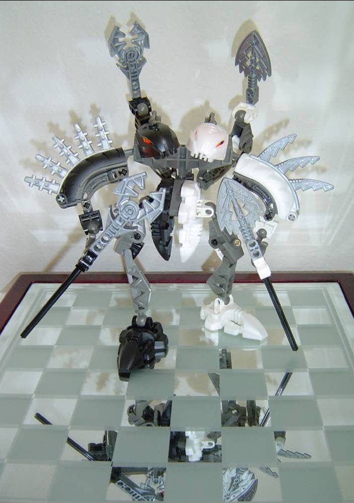 rakshi.jpg