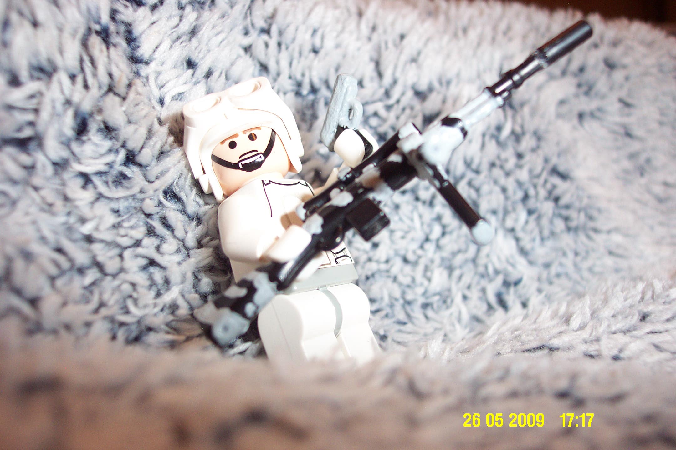 snow_sniper_in_snow_2.jpg