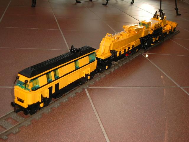 140_krantransport_mit_diesellok.jpg