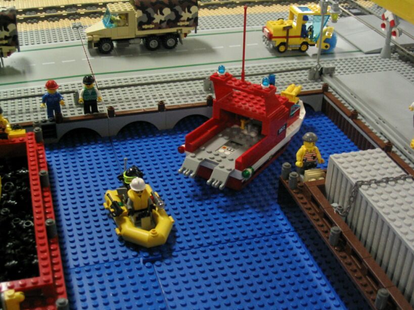 fireboatraftandsweeper.jpg