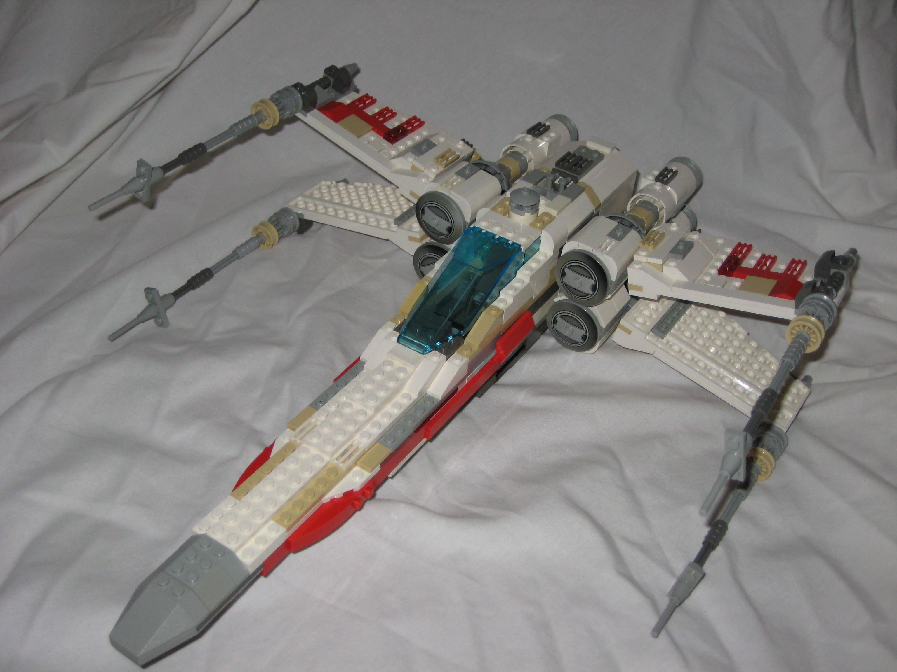 ucs_x-wing20.jpg