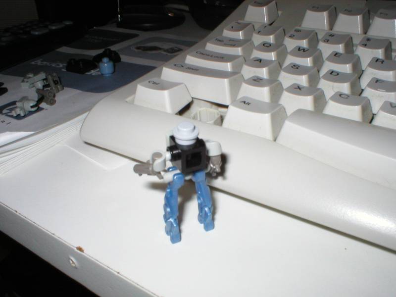 microcreature007c.jpg