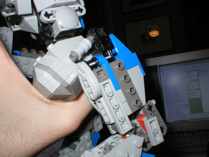alm014-e005.jpg