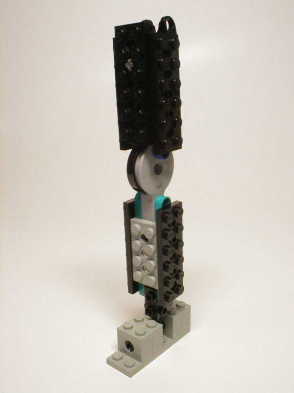 alm018-leg-001.jpg