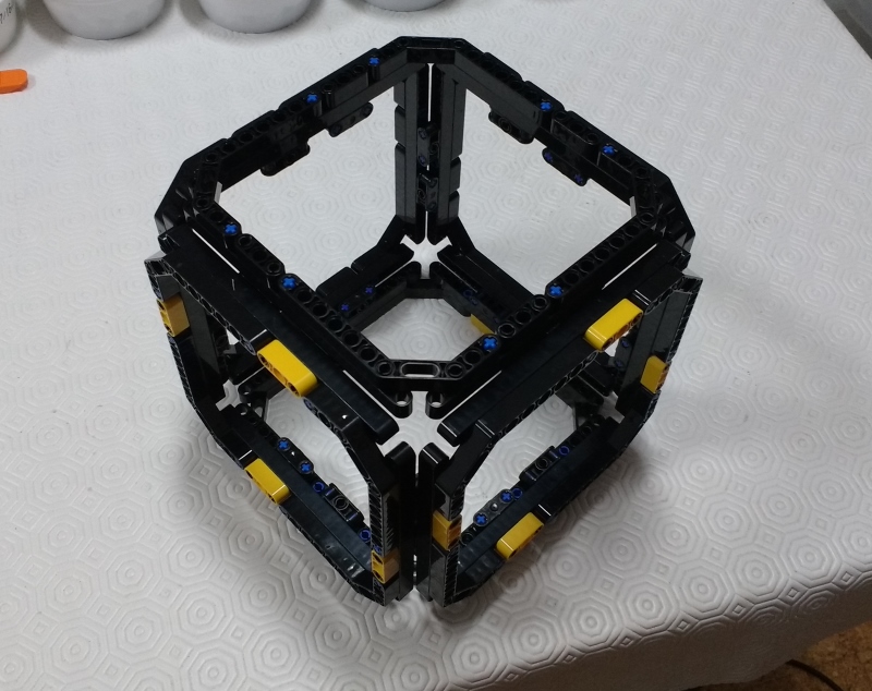 blackone_v01.jpg