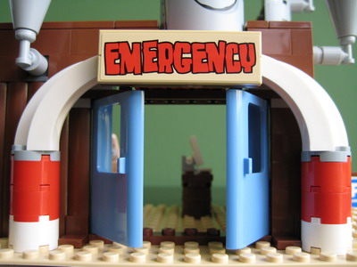 3832_entrance.jpg