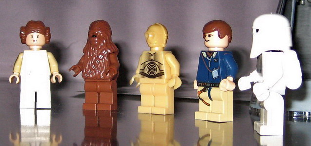 4504_minifigs.jpg