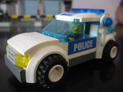 7744_police-car.jpg