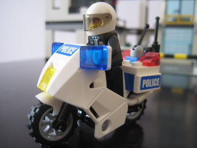 7744_police-mc.jpg