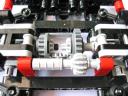 8653_build_gear2.jpg