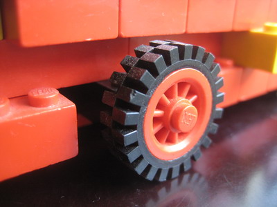 moc-02_roda.jpg