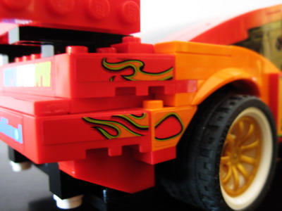 8484_back4.jpg