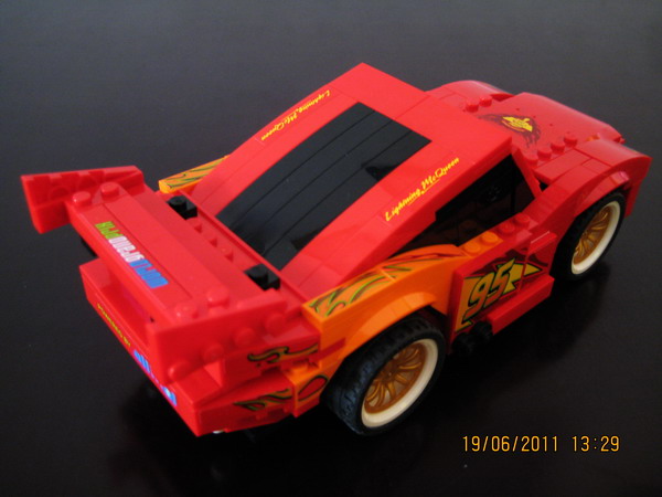 8484_mcqueen3.jpg