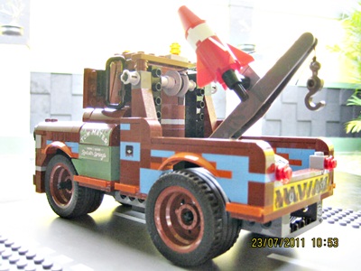 8677_view03.jpg