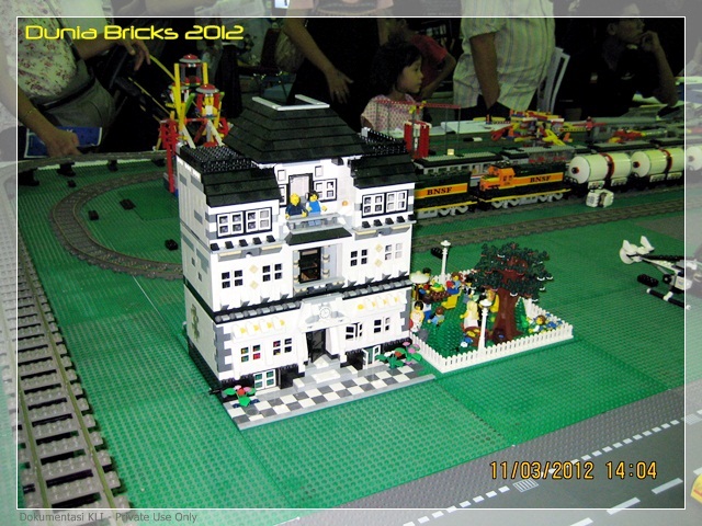 db2012_city_09.jpg