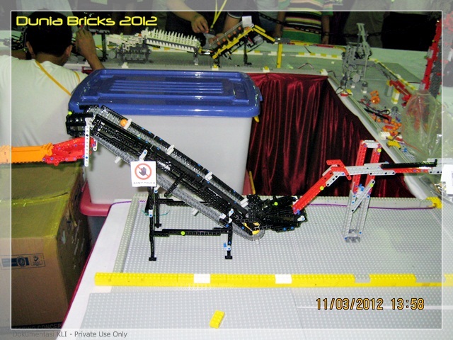 db2012_r10cyd_10.jpg